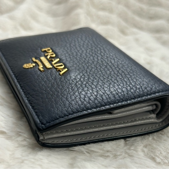 Prada Bifold Wallet - Picture 4 of 12